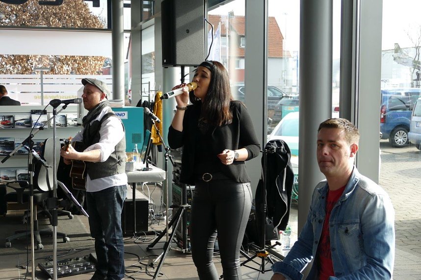 Autohaus Er&ouml;ffnung