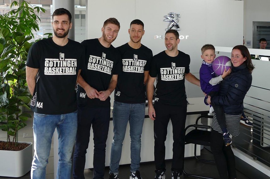 Autohaus Er&ouml;ffnung