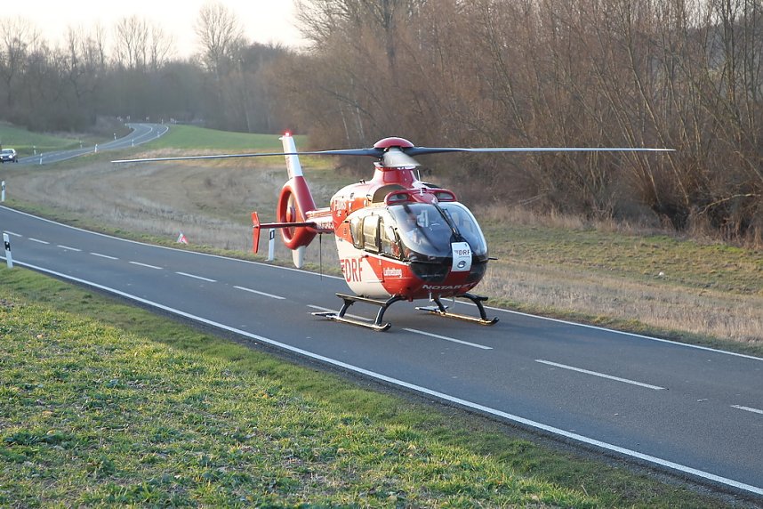 Sechs Menschen bei Unfall verletzt