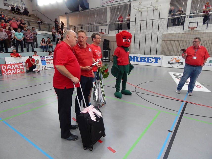 Emotionaler Saisonabschluss in der Wiedigsburghalle