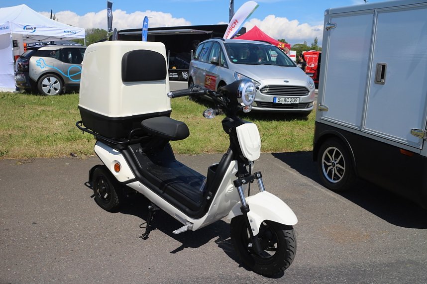 1. Mitteldeutscher Tag der Elektromobilit&auml;t auf dem Autodrom