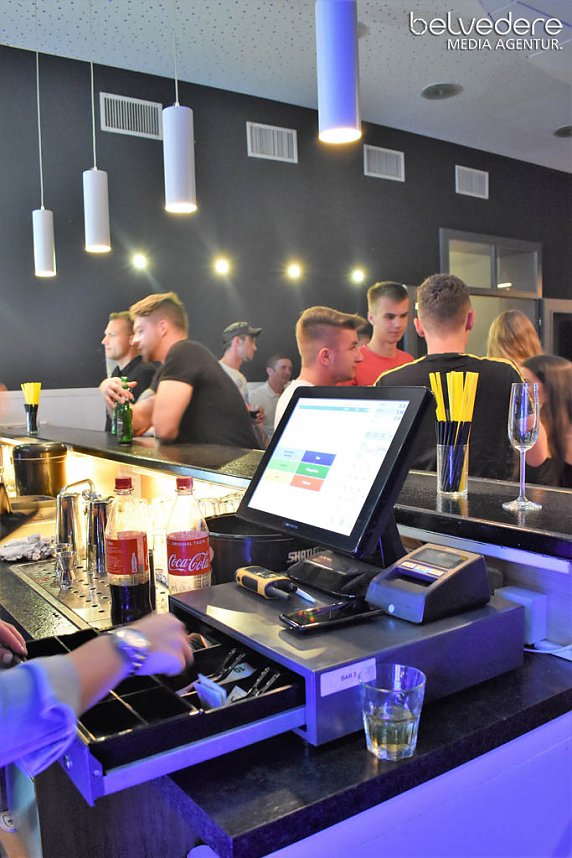 Party im Jugendclubhaus in Nordhausen - der Samstag