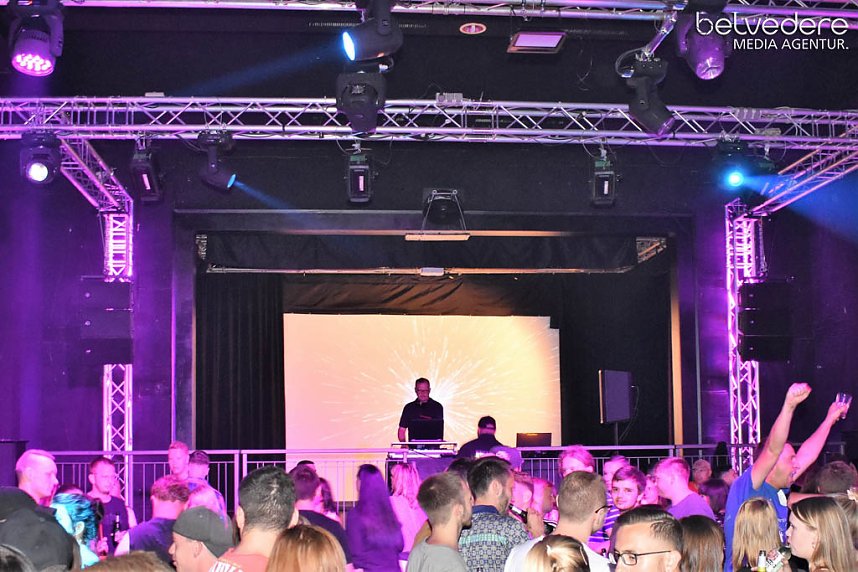 Party im Jugendclubhaus in Nordhausen - der Samstag