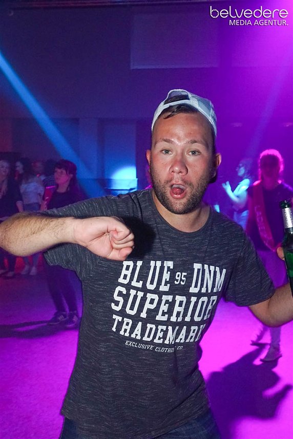 Party im Jugendclubhaus in Nordhausen - der Samstag