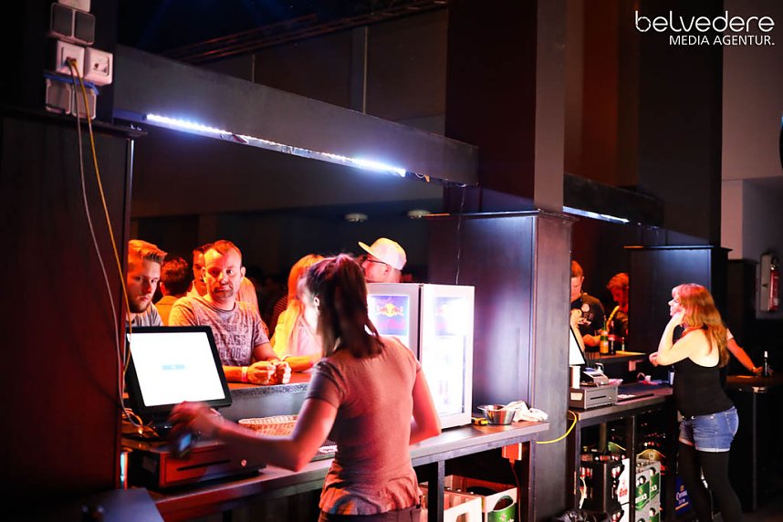 Party im Jugendclubhaus in Nordhausen - der Samstag