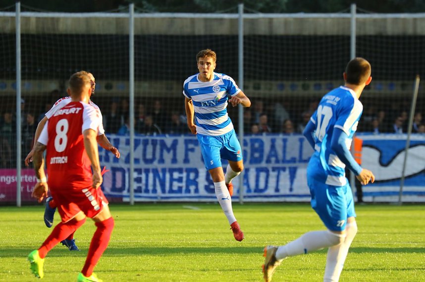 1:0 Wacker besiegt RWE