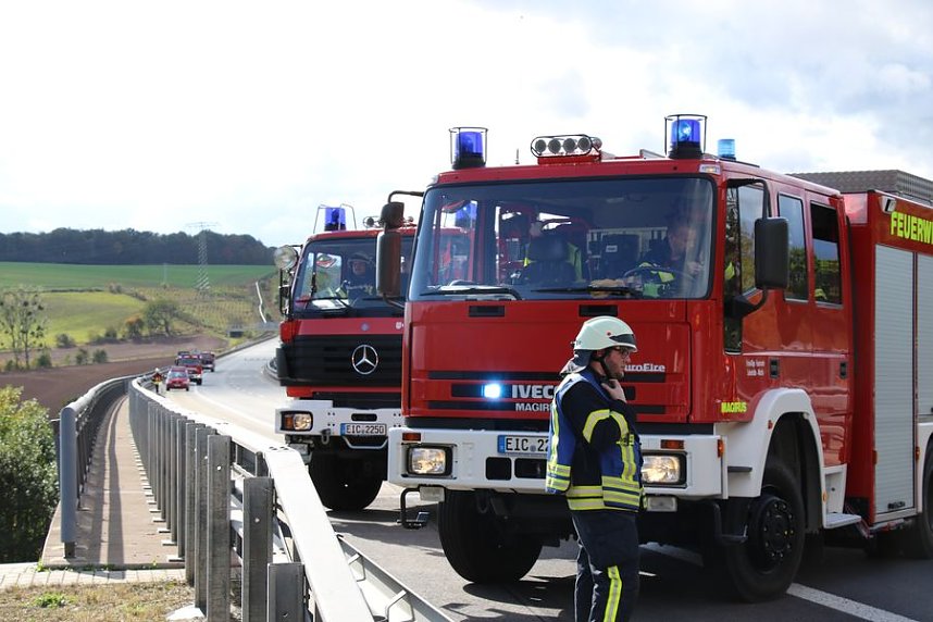 Gro&szlig;&uuml;bung im H&ouml;llbergtunnel