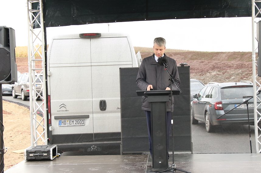 Spatenstich f&uuml;r das letzte Teilst&uuml;ck der neuen B 243