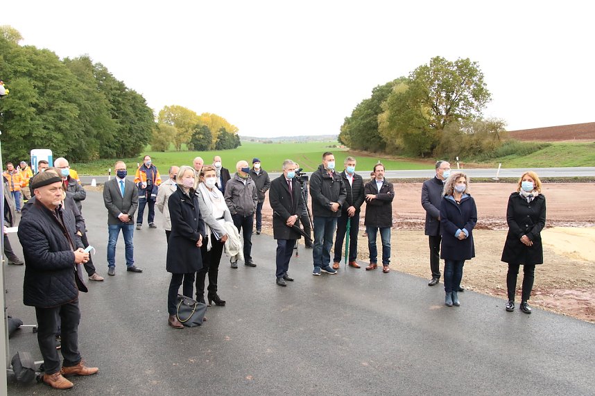 Spatenstich f&uuml;r das letzte Teilst&uuml;ck der neuen B 243