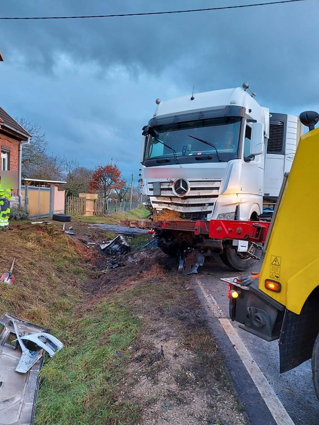 LKW-Bergung bei Oberspier