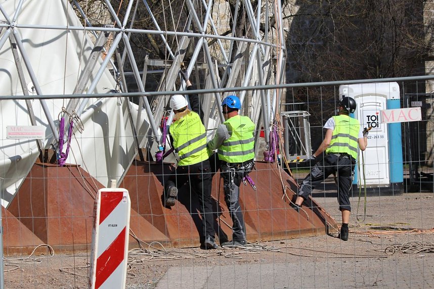 Aufbau des Umweltpavillions 