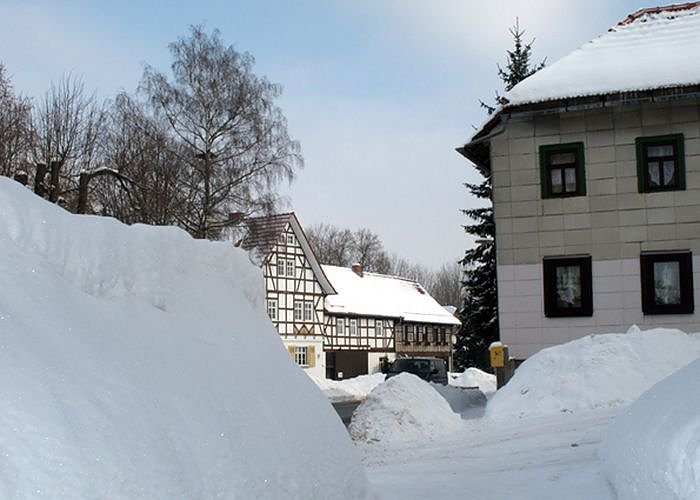 Wintergr&uuml;&szlig;e