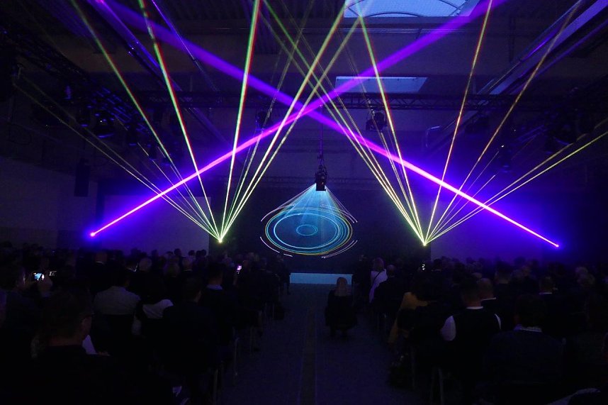 Lasershow beendete den offiziellen Teil