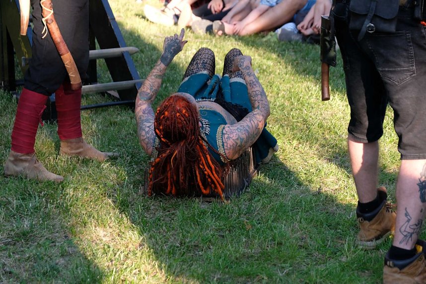 Ritterspektakel auf der Ronneburg zum Pfingstsamstag