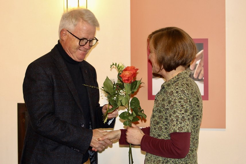 Kreative Frauen aus Th&uuml;ringen bei der Vernissage im Langensalzaer Rathaus