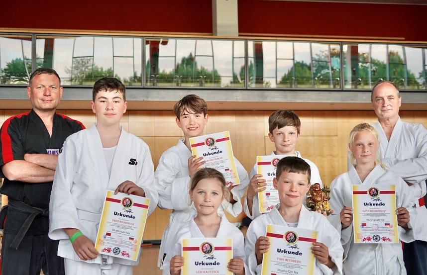 Pr&uuml;fungstag bei den Leinefelder Kampfsportlern