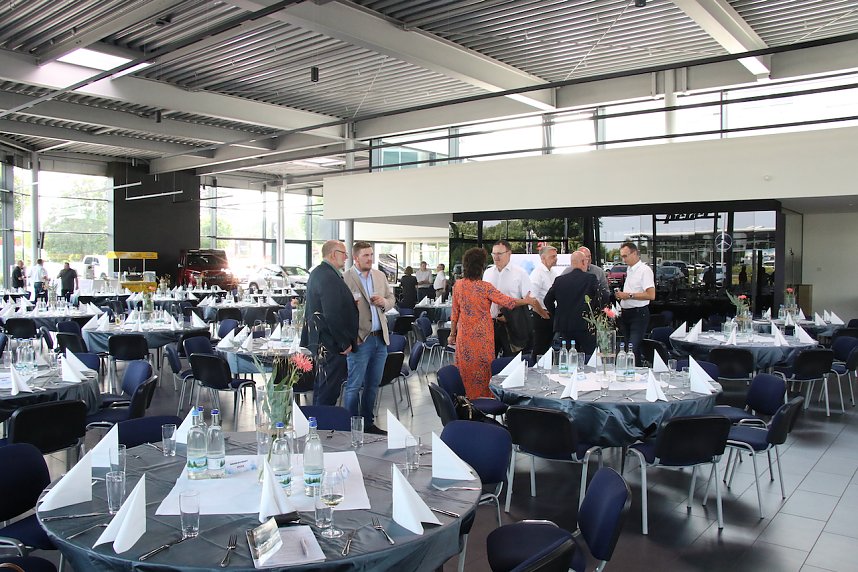 NUV Sommerfest und erste Kandidaten-Diskussion