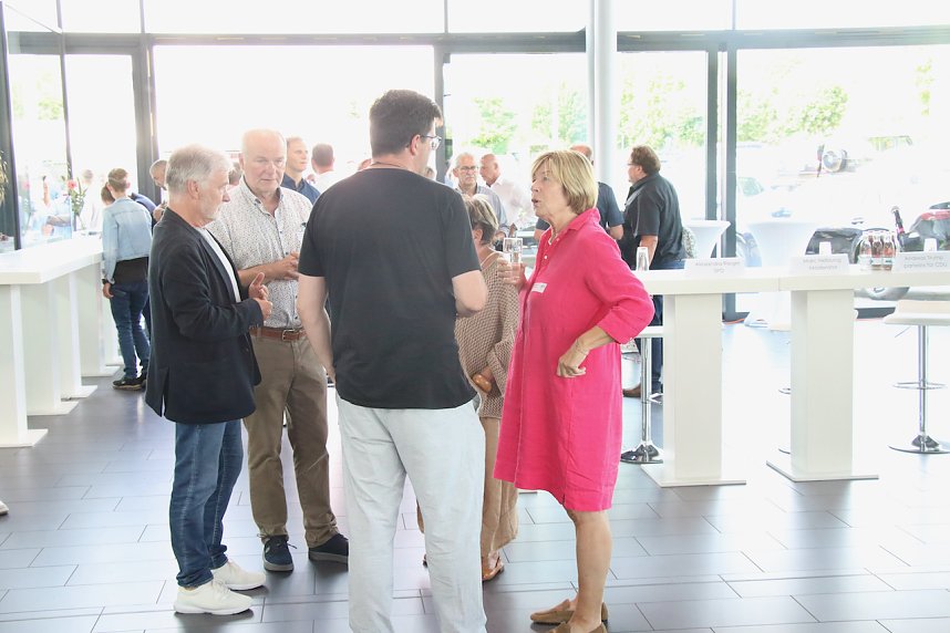 NUV Sommerfest und erste Kandidaten-Diskussion