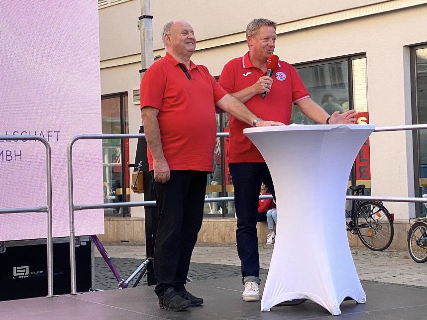 Saisoner&ouml;ffnung des THC auf dem Bad Langensalzaer Neumarkt