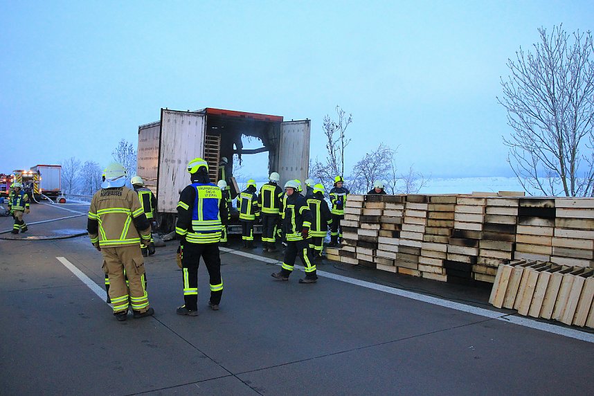 Lkw Brand auf der A38
