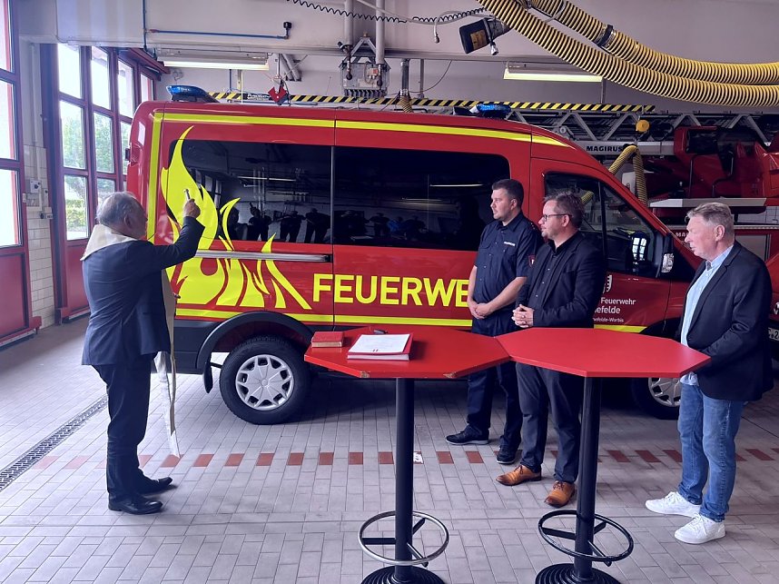 Neues Fahrzeug f&uuml;r die Leinefelder Feuerwehr