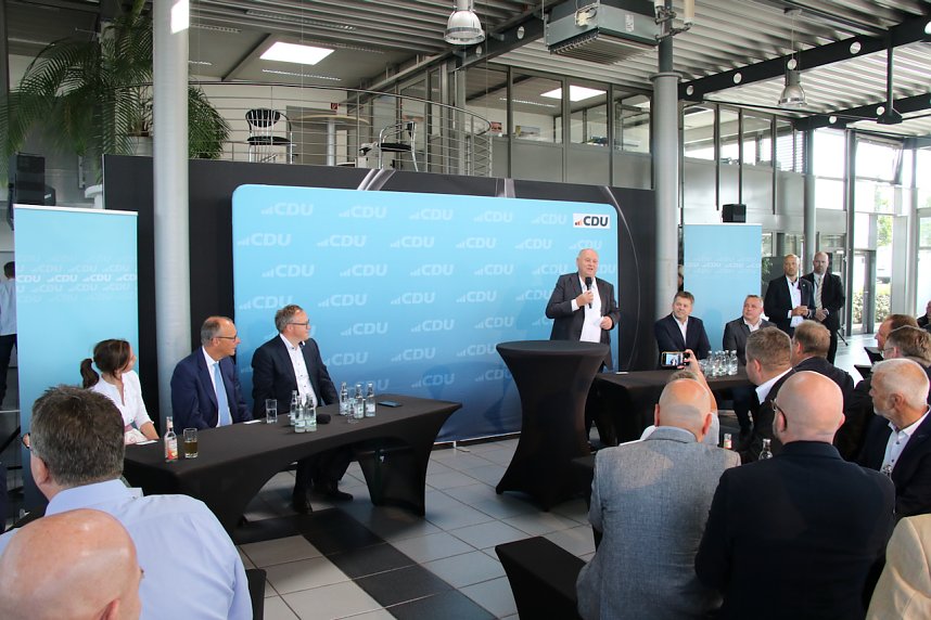 Wahlkampfauftakt mit Friedrich Merz