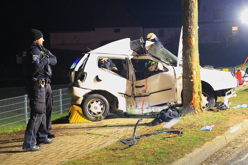 Schwerer Verkehrsunfall am Abend