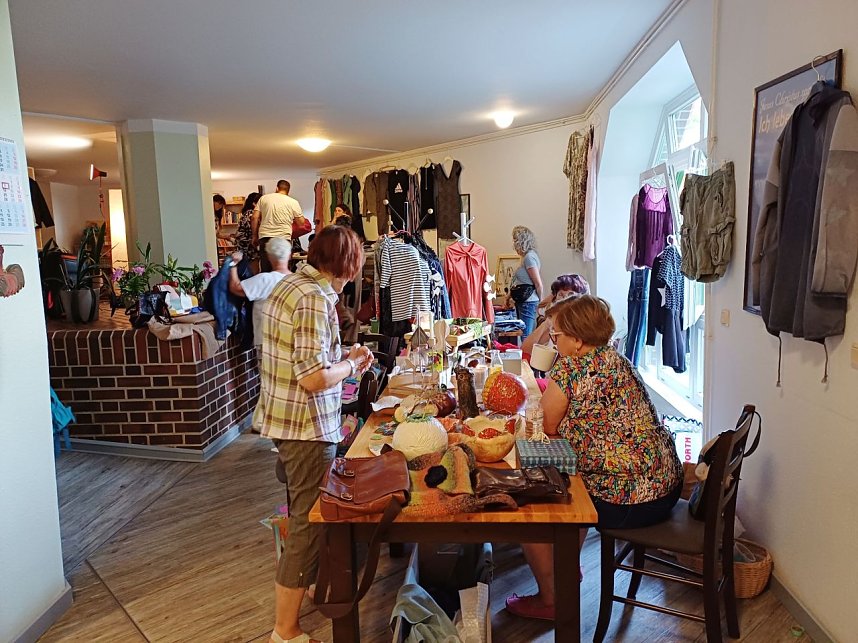 3. Ladies-Fashion-Flohmarkt in Leinefelde steht in den Startl&ouml;chern