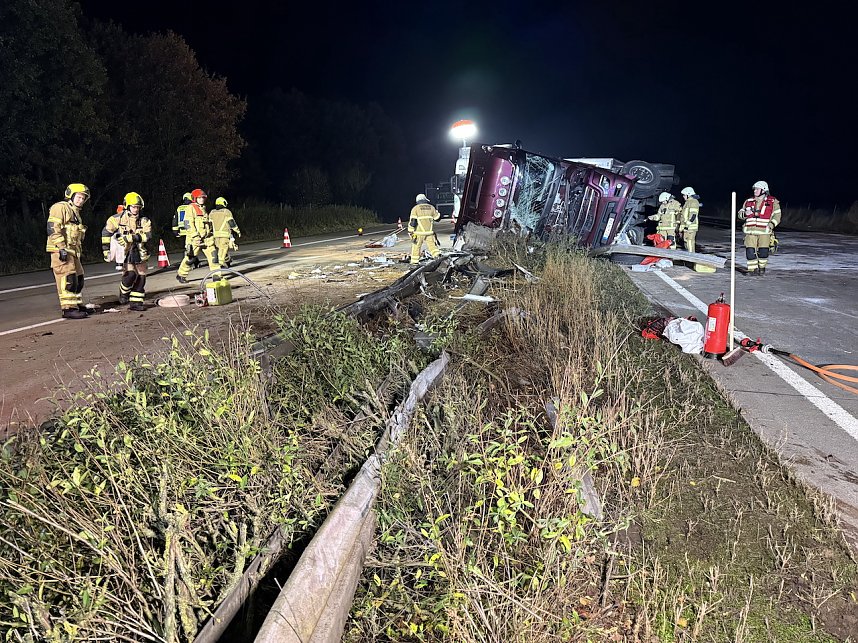 LKW-Unfall auf der Autobahn 38