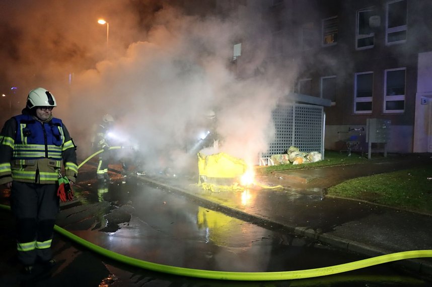 Feuerwehreins&auml;tze vor dem neuen Jahr