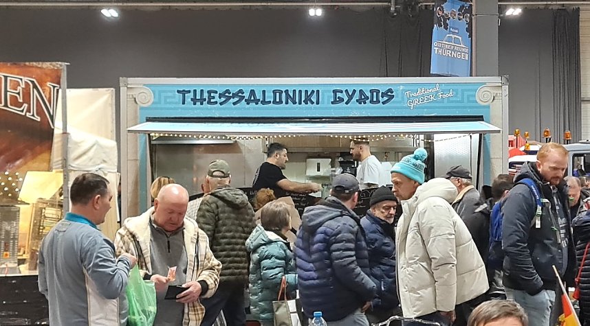 Jede Menge Oldtimer gab es am Wochenende in Erfurt zu sehen.