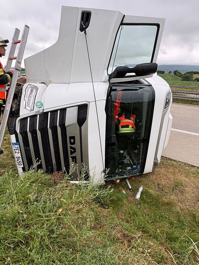 Lkw Unfall auf der A38