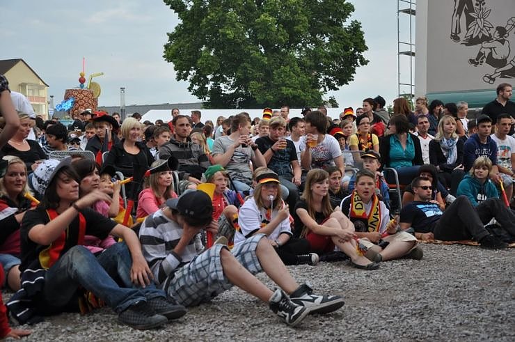 Public Viewing auf den Petersberg