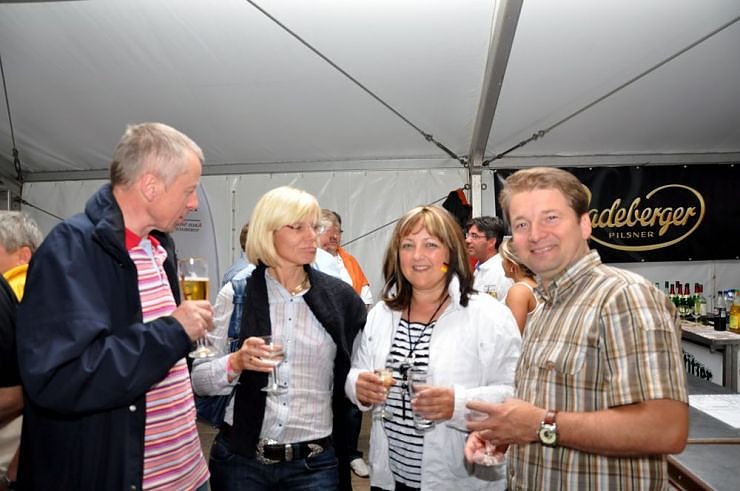 Public Viewing auf den Petersberg