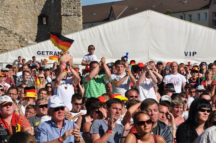 Public Viewing auf den Petersberg