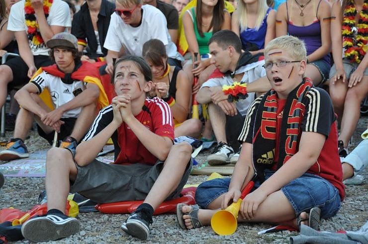 Public Viewing auf den Petersberg