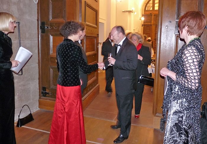 Schlossball er&ouml;ffnet