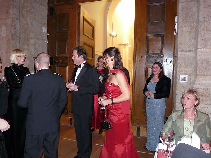 Schlossball er&ouml;ffnet