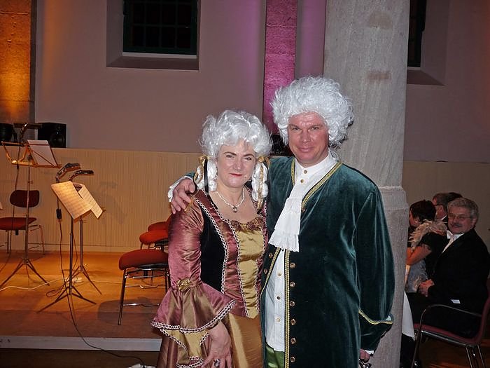 Schlossball er&ouml;ffnet